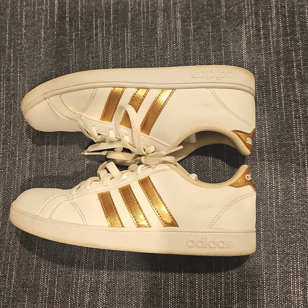 Adidas Sneakers  YOUTH 5 Womens ~7 - Picture 6 of 10